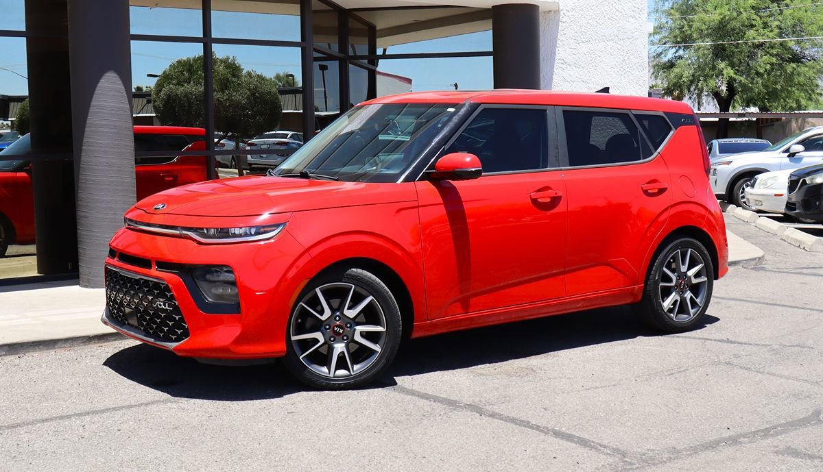Used 2021 Kia Soul Turbo FWD image 3