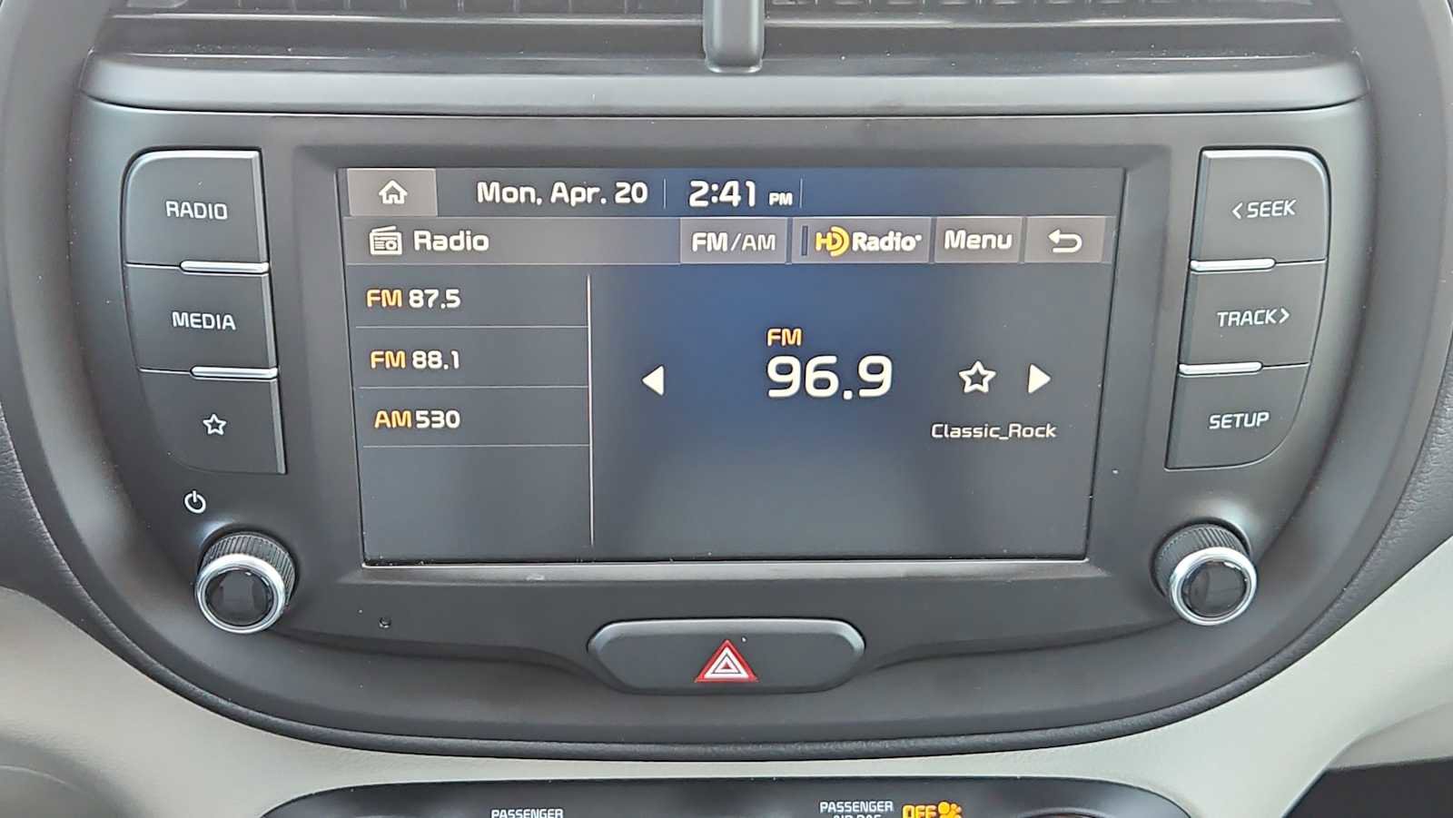 Used 2023 Kia Soul LX image 12