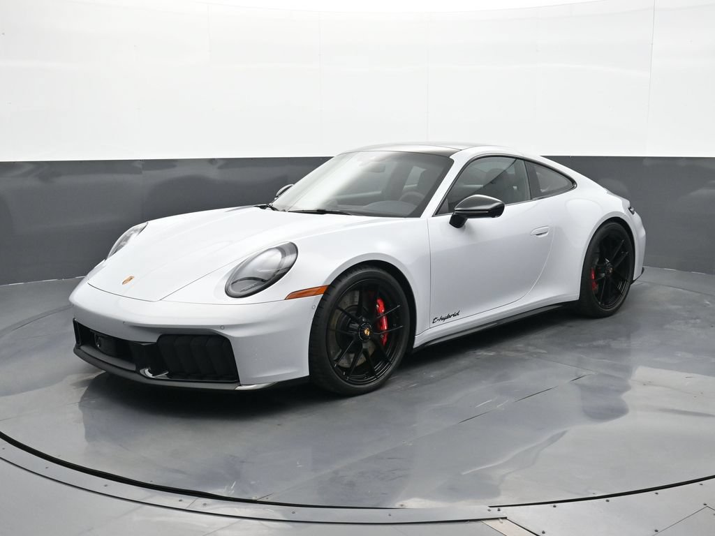 Certified 2026 Porsche 911 Carrera 4 GTS AWD/4WD image 1