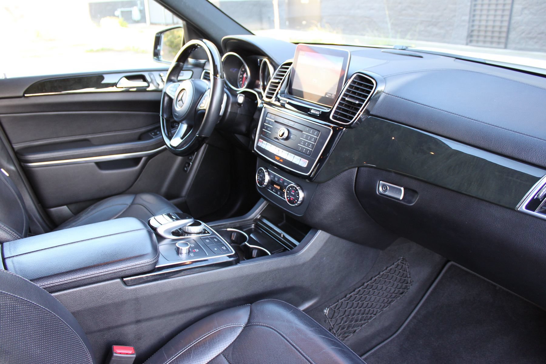 Used 2019 Mercedes-Benz GLS 550 4MATIC image 10
