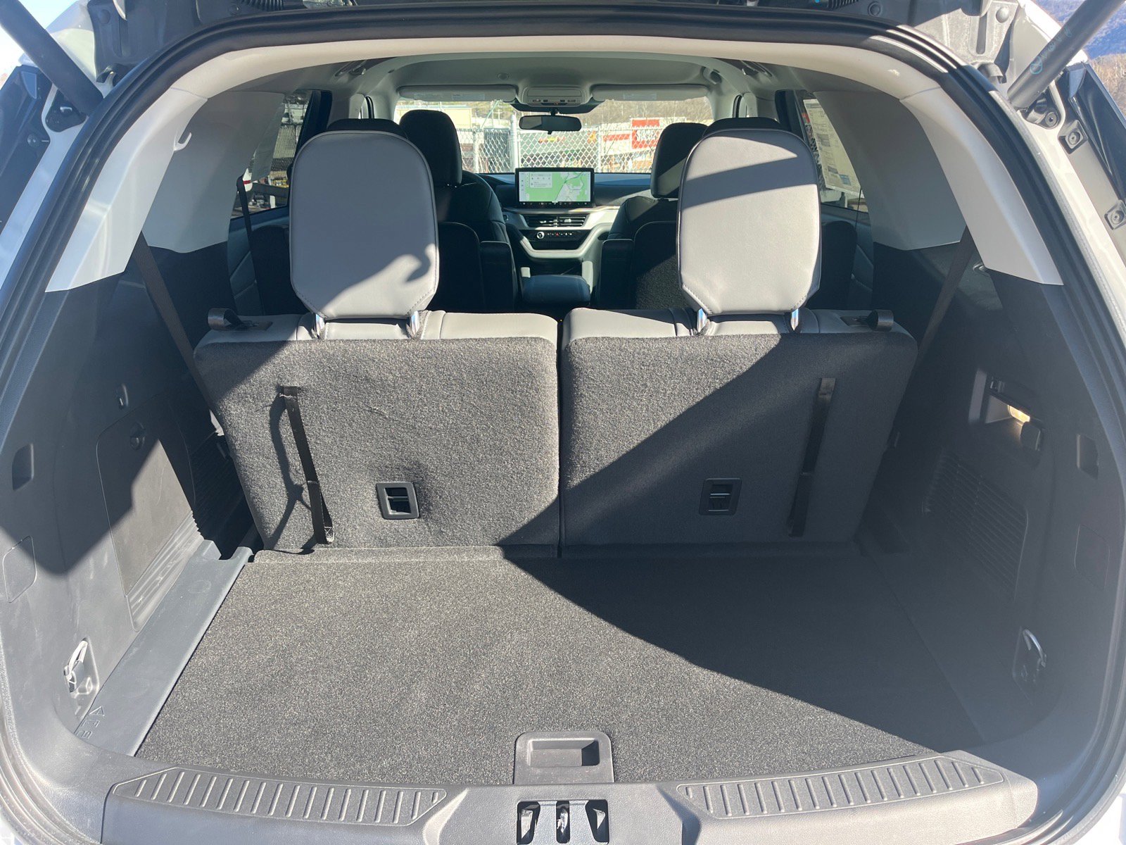 New 2026 Ford Explorer Active w/ Active Comfort Package image 19