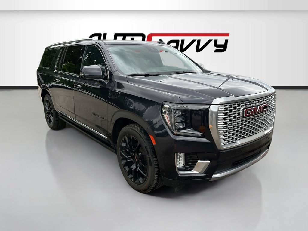 Used 2023 GMC Yukon XL Denali w/ Advanced Technology Package AWD/4WD image 1