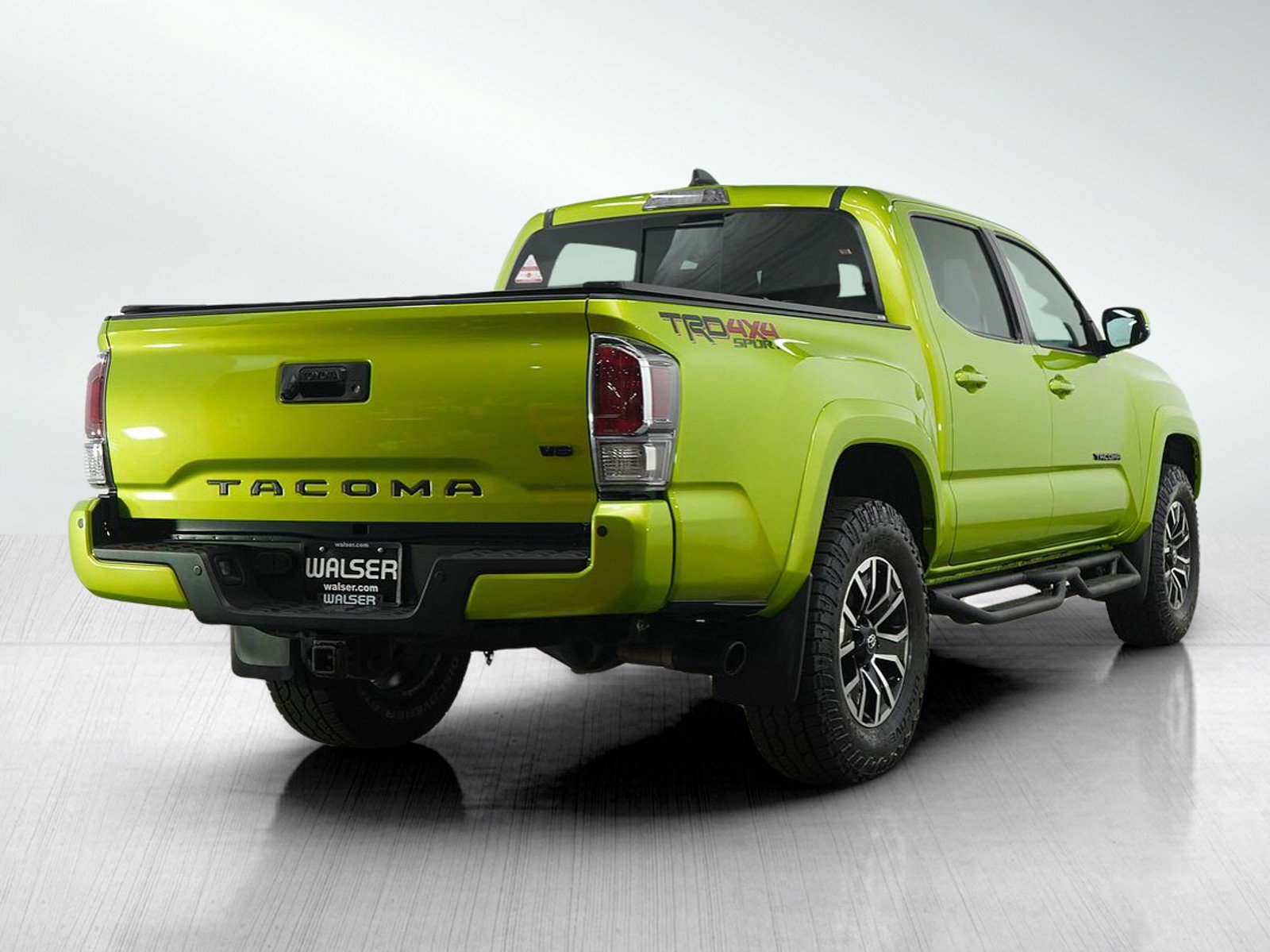Used 2023 Toyota Tacoma TRD Sport w/ Advanced Technology Package AWD/4WD image 5