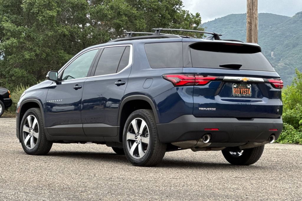 Certified 2023 Chevrolet Traverse LT w/ LT Premium Package image 6