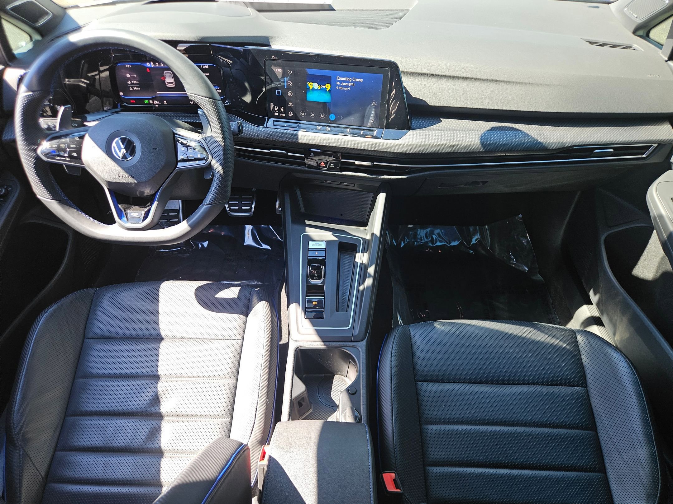 Used 2022 Volkswagen Golf R image 24