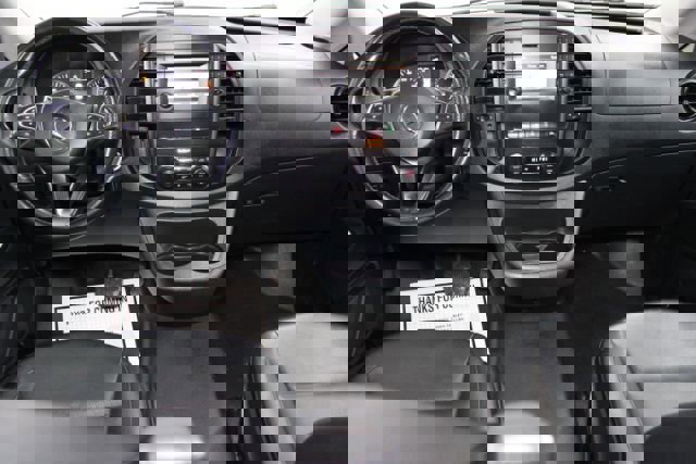 Used 2019 Mercedes-Benz Metris Passenger image 2