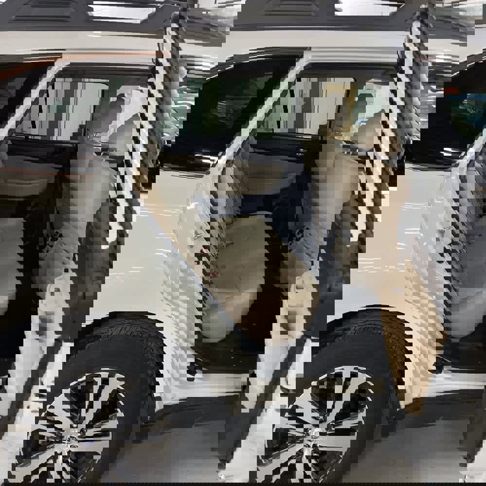 Used 2019 Subaru Outback 2.5i Limited image 12