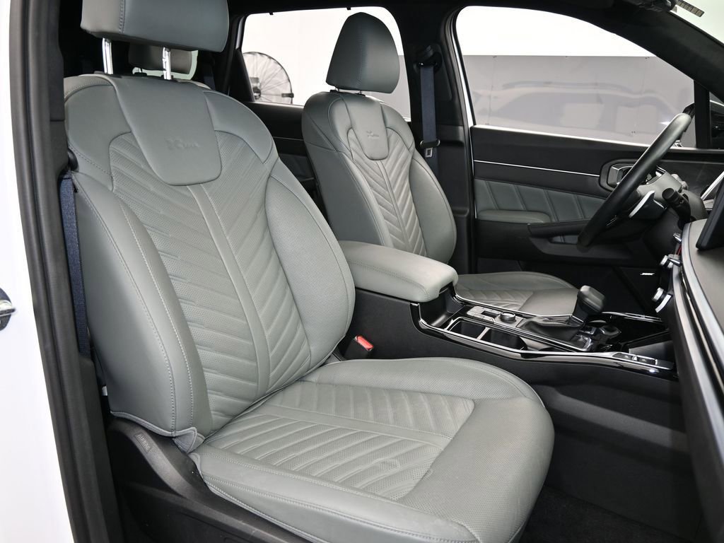 Used 2024 Kia Sorento SX Prestige w/ Sage Leather Package image 68