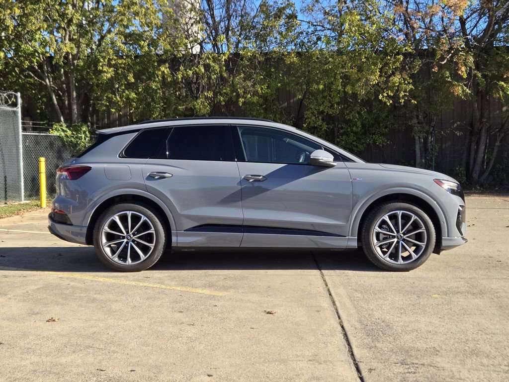 New 2026 Audi Q4 e-tron Premium Plus image 7