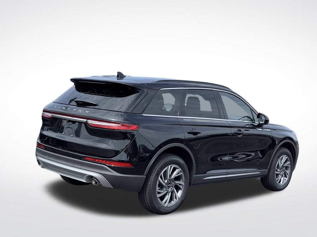 Used 2026 Lincoln Corsair Premiere AWD/4WD image 6