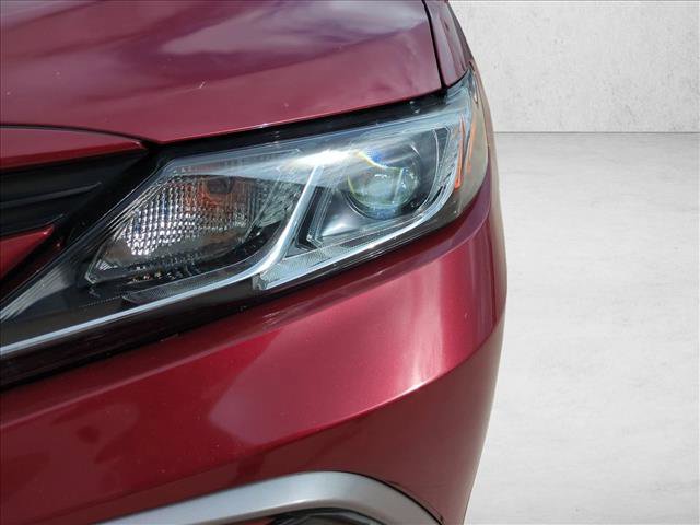 Certified 2022 Toyota Camry LE image 9