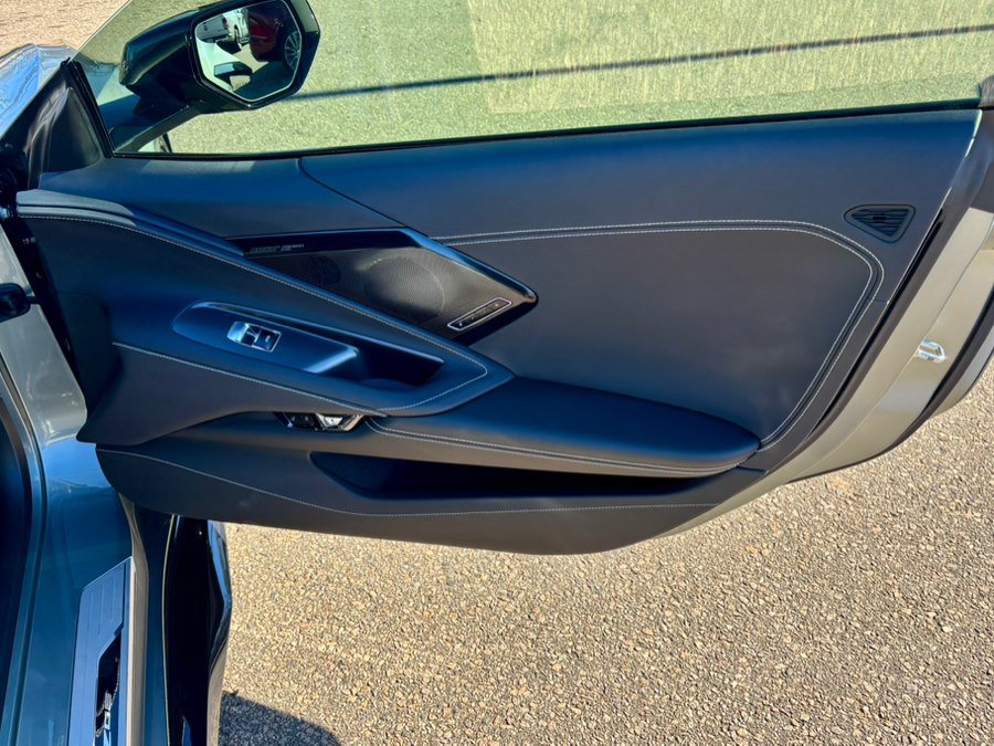 Used 2024 Chevrolet Corvette Z06 w/ Z07 Performance Package image 10