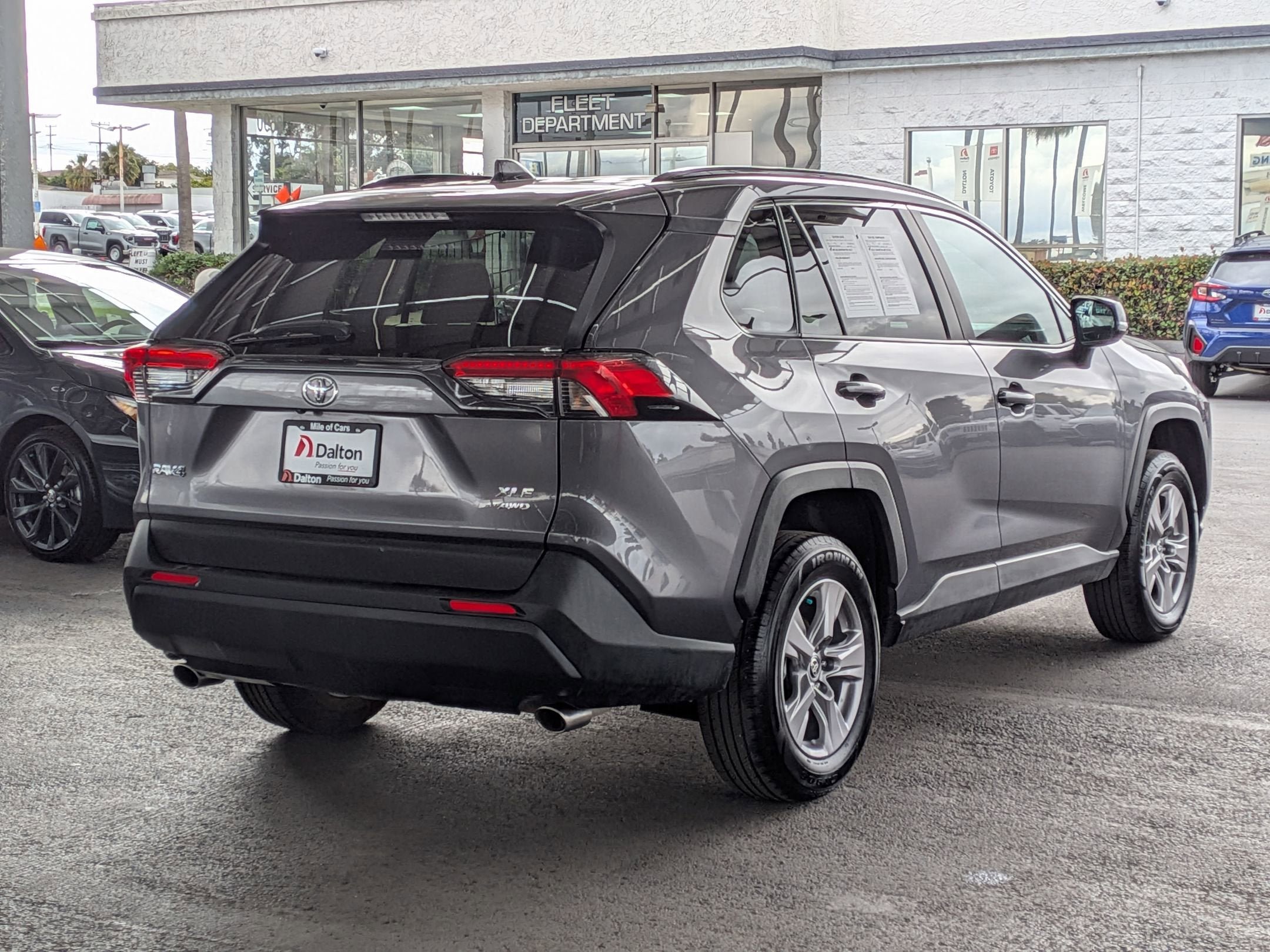 Certified 2025 Toyota RAV4 XLE AWD/4WD image 4