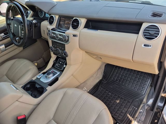 Used 2016 Land Rover LR4 HSE AWD/4WD image 19