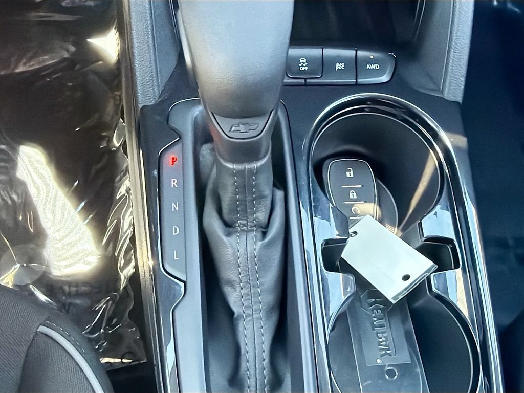 Used 2025 Chevrolet TrailBlazer LT AWD/4WD image 18