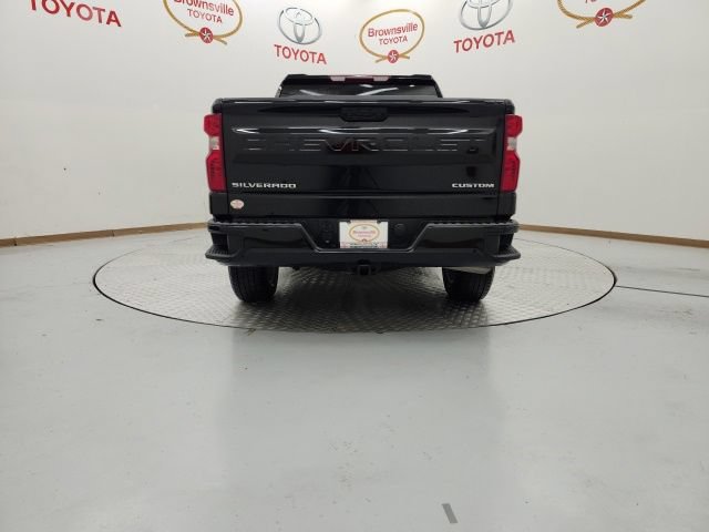 Used 2026 Chevrolet Silverado 1500 Custom RWD image 4