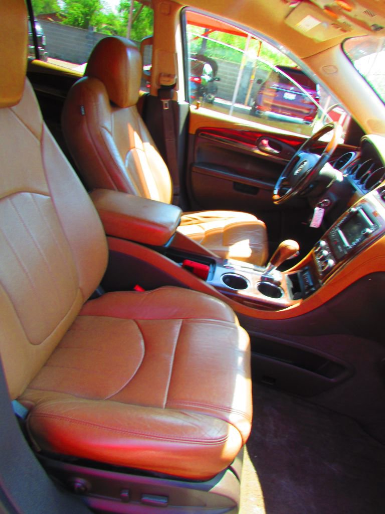 Used 2013 Buick Enclave Premium w/ Trailering Provision Package image 18