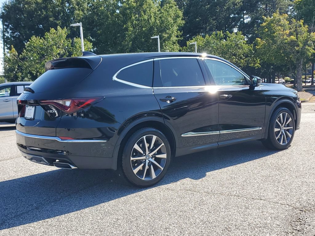 Certified 2026 Acura MDX w/ Technology Package FWD image 5
