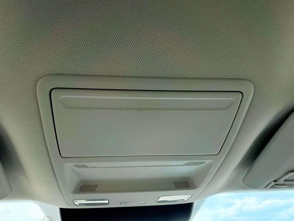 Used 2022 Ford Maverick XLT FWD image 23
