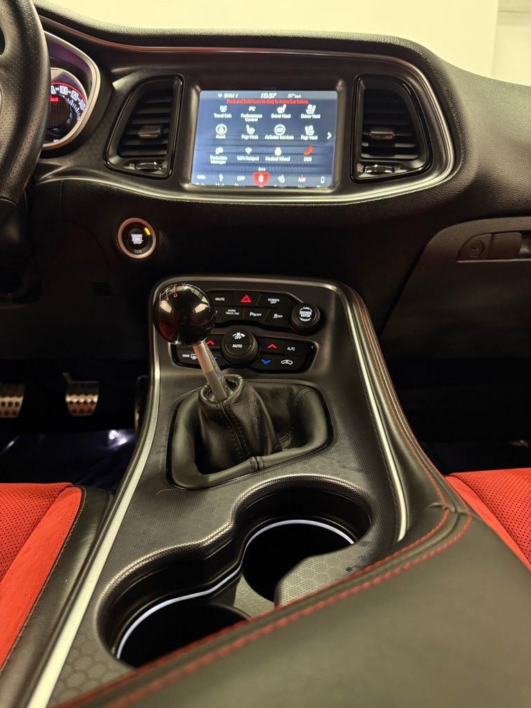 Used 2018 Dodge Challenger R/T Scat Pack w/ Leather Interior Group image 21