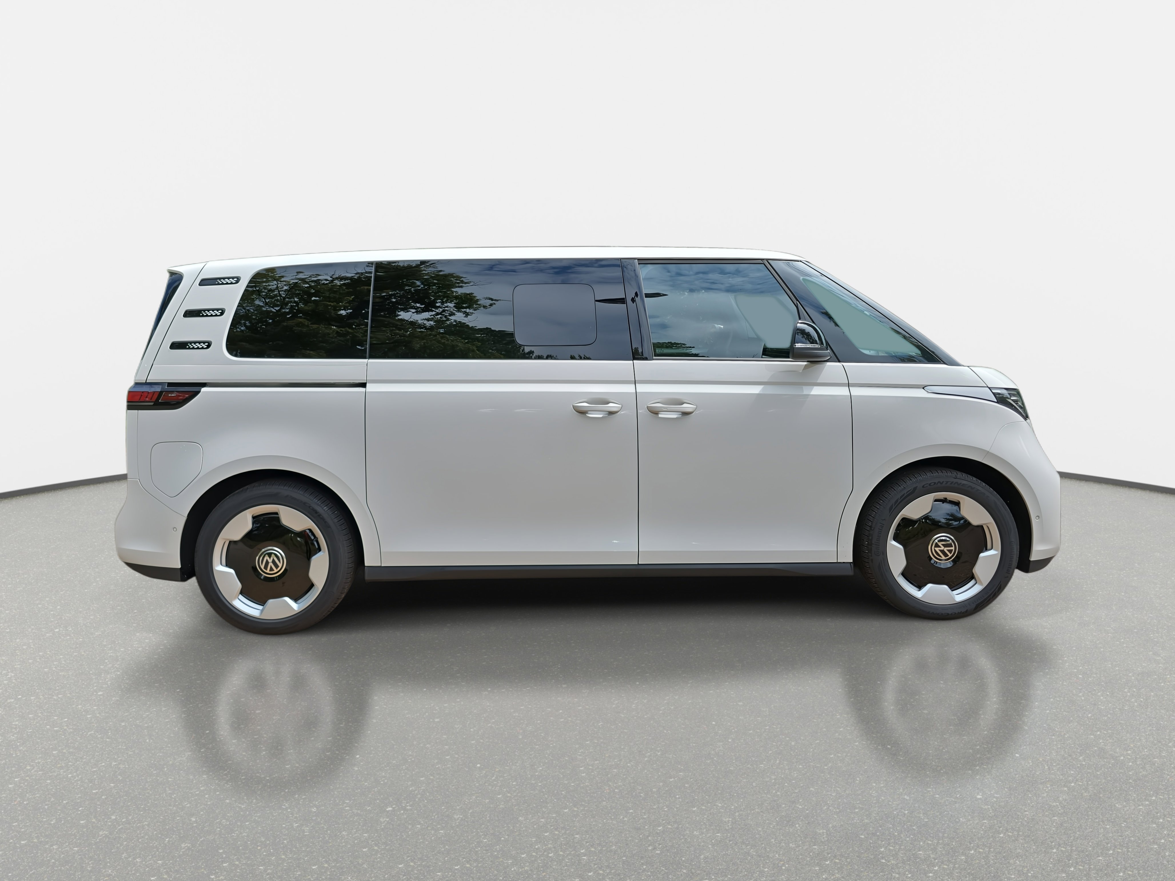 New 2025 Volkswagen ID. Buzz Pro S image 2