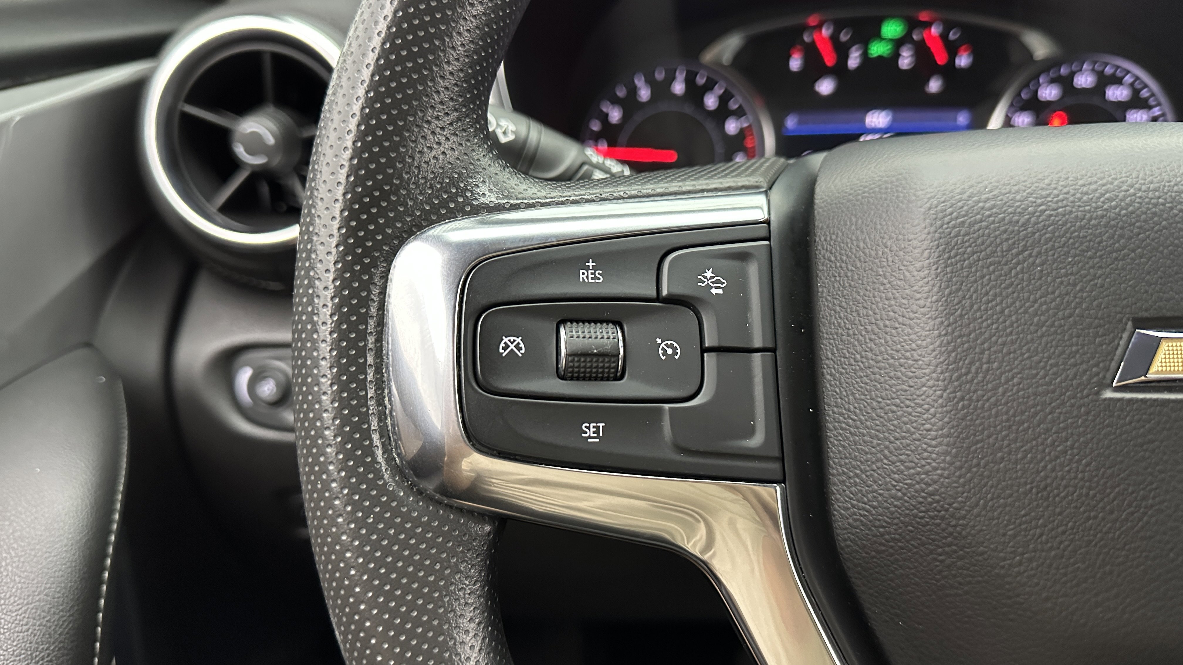 Used 2023 Chevrolet Blazer LT image 22