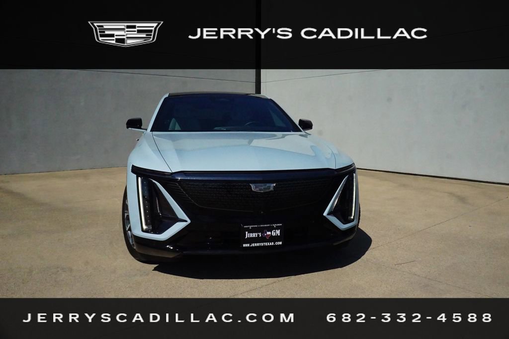 Used 2024 Cadillac Lyriq Sport image 7