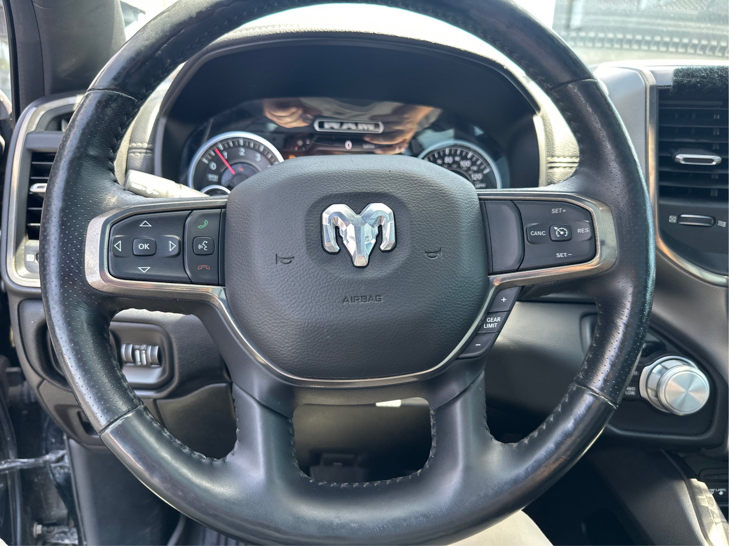 Used 2019 RAM 1500 Sport w/ Alpine Leather & Sound Group AWD/4WD image 17
