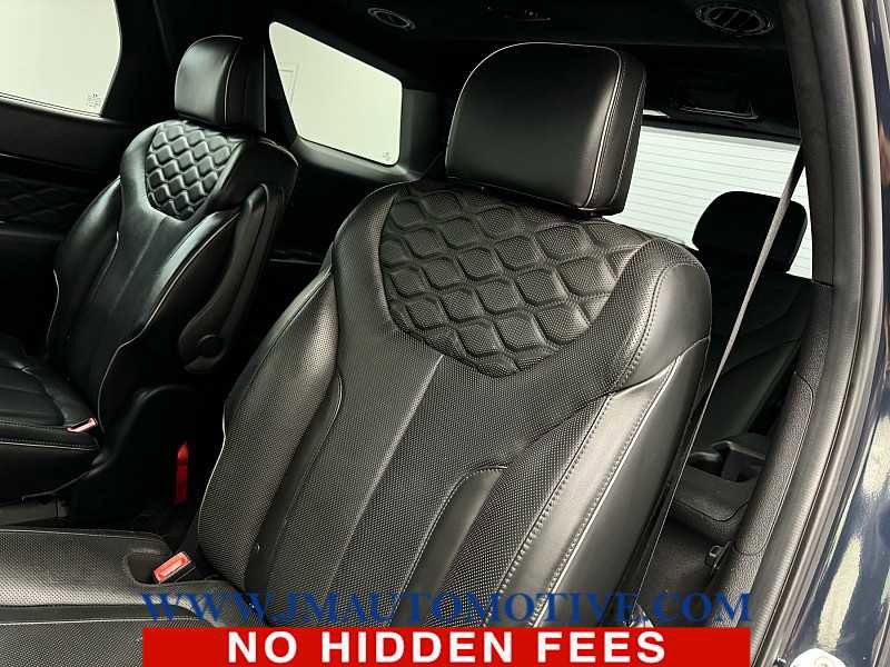 Used 2022 Hyundai Palisade Calligraphy image 16