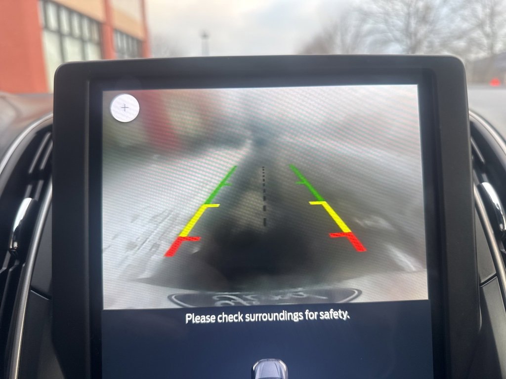 Used 2023 Ford Edge ST-Line w/ Class II Trailer Tow Package image 38