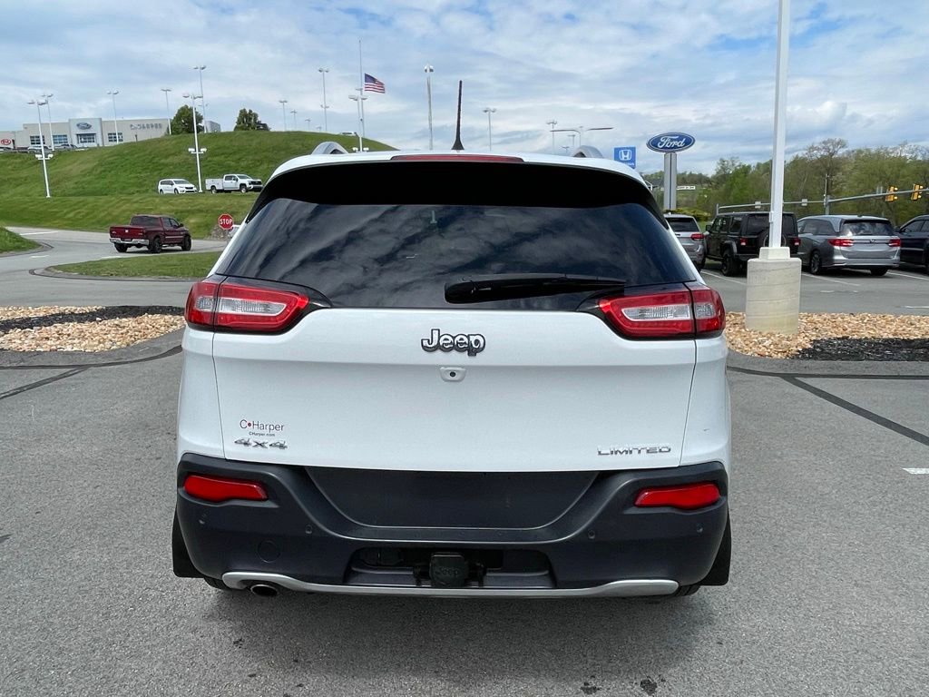 Certified 2018 Jeep Cherokee Limited w/ Trailer Tow Group AWD/4WD image 4