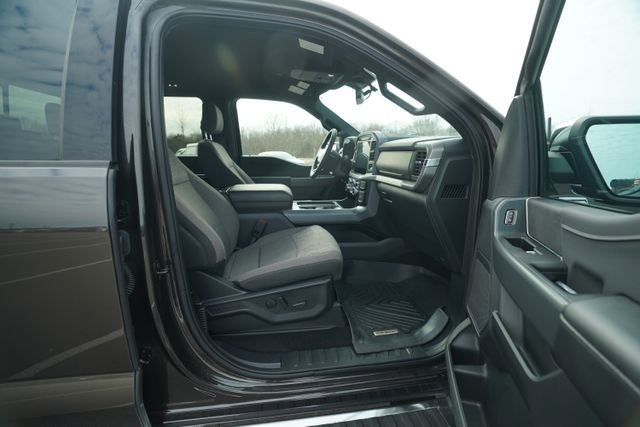 Used 2024 Ford F150 XLT w/ Equipment Group 302A MID image 18