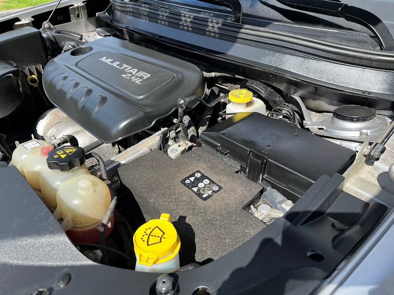 Used 2019 Jeep Cherokee Latitude Plus w/ Cold Weather Group image 24