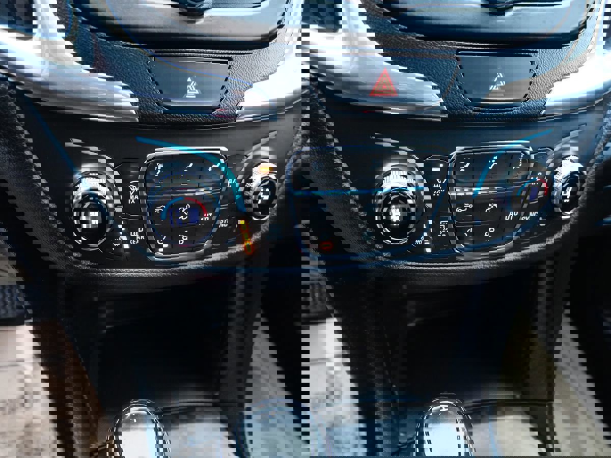 Used 2019 Chevrolet Equinox LT image 15