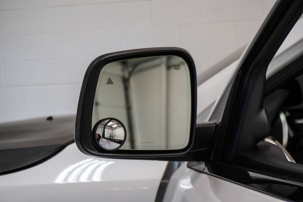 Used 2018 Jeep Grand Cherokee Trackhawk AWD/4WD image 38