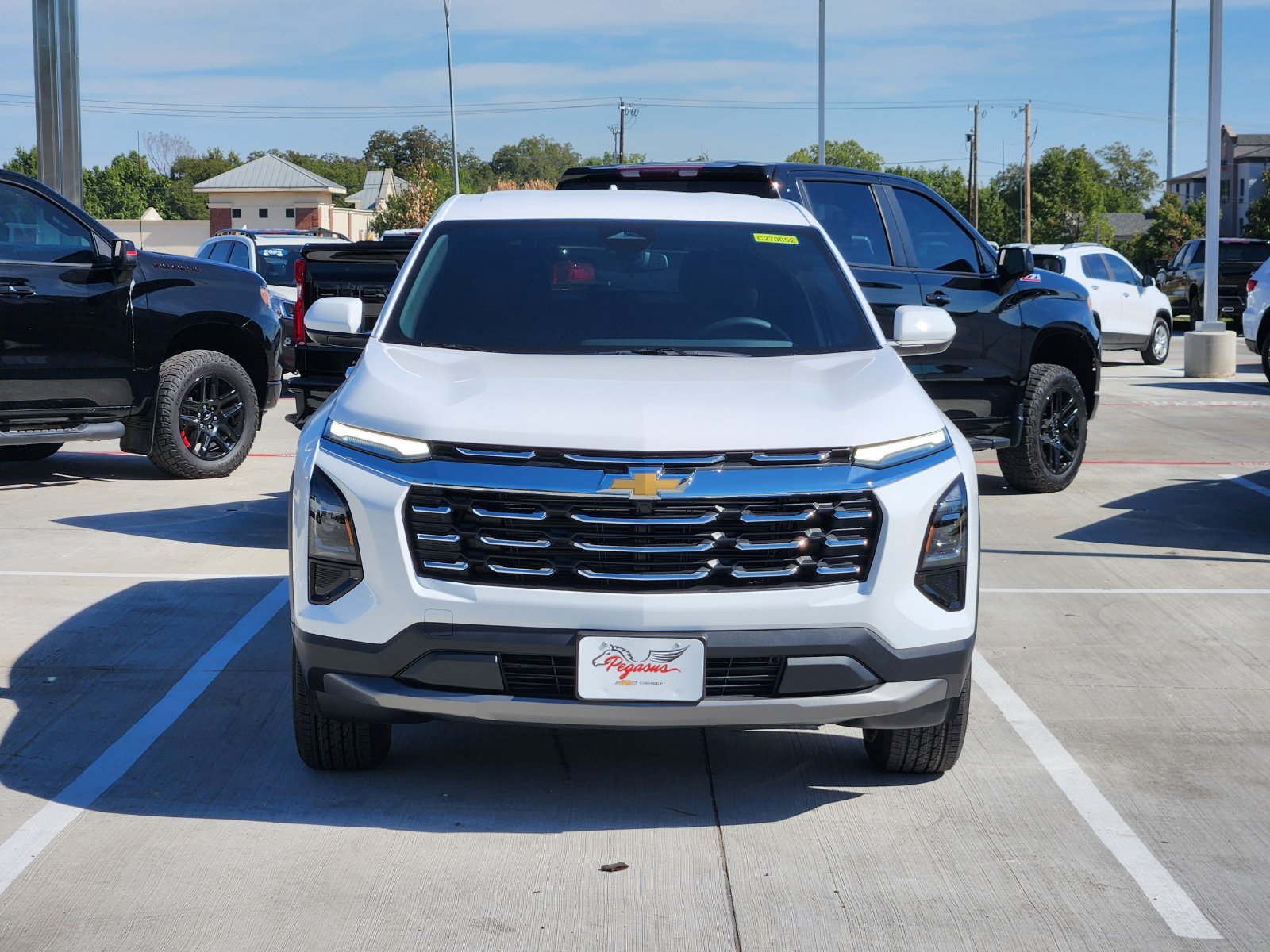 New 2027 Chevrolet Equinox LT FWD image 6