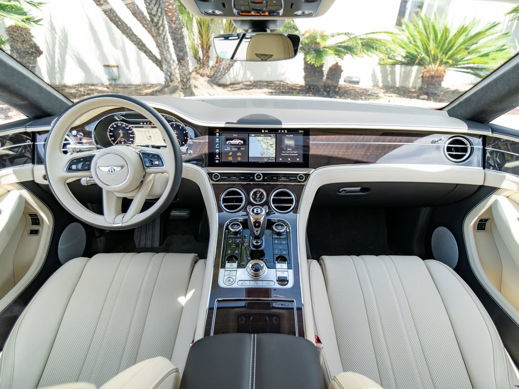 Used 2024 Bentley Continental GT AWD/4WD image 4
