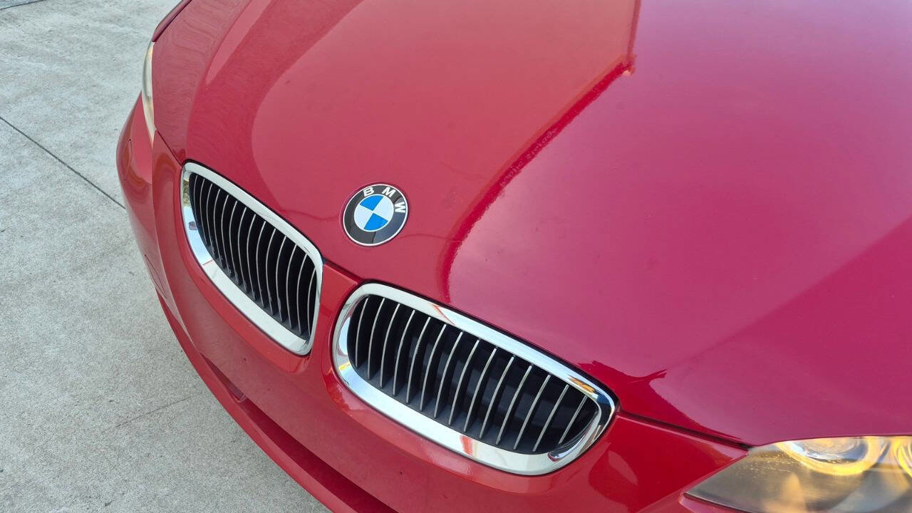 Used 2009 BMW 328i Convertible image 12