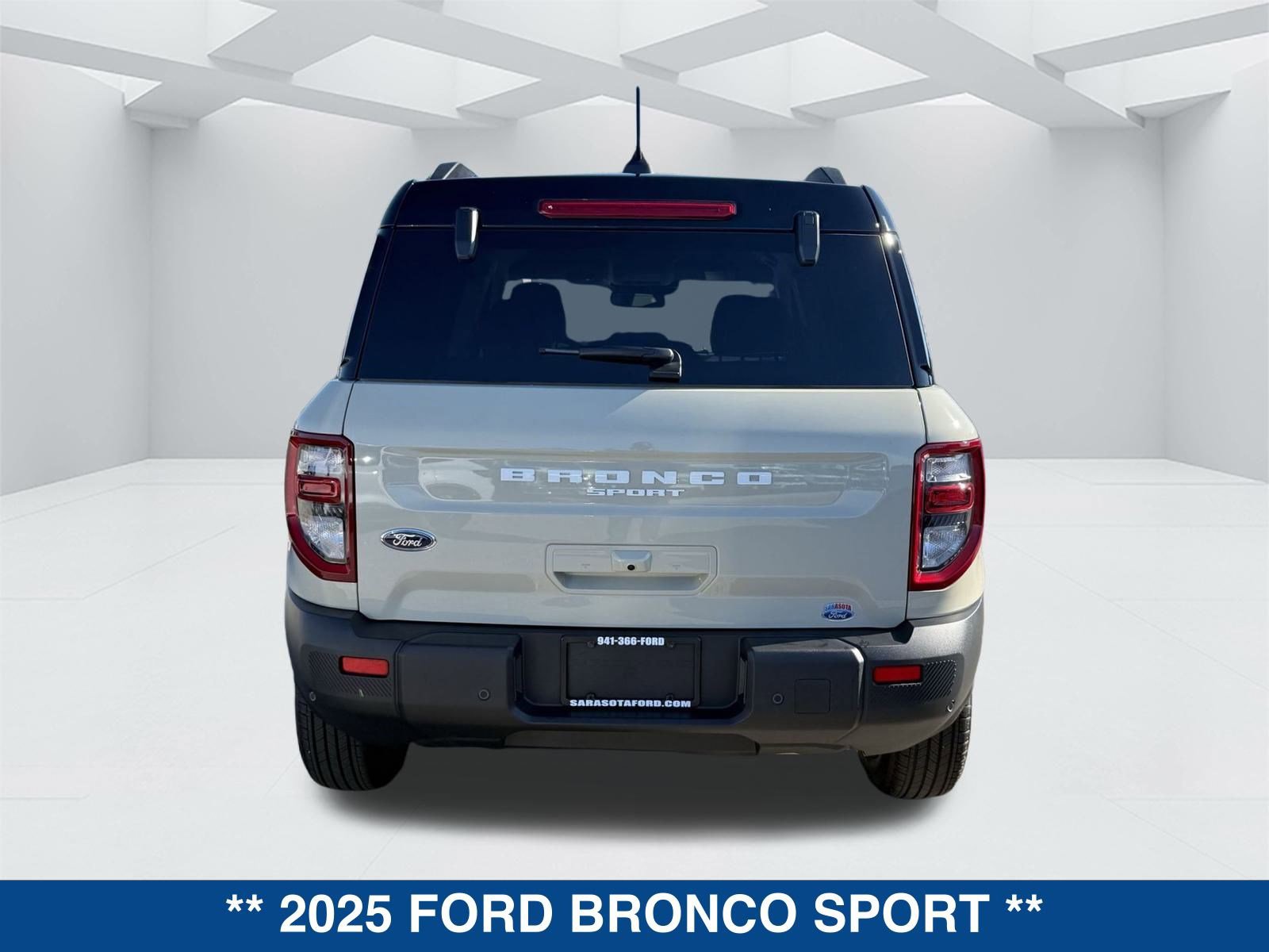 New 2025 Ford Bronco Sport Outer Banks w/ Outer Banks Tech Package+ image 5