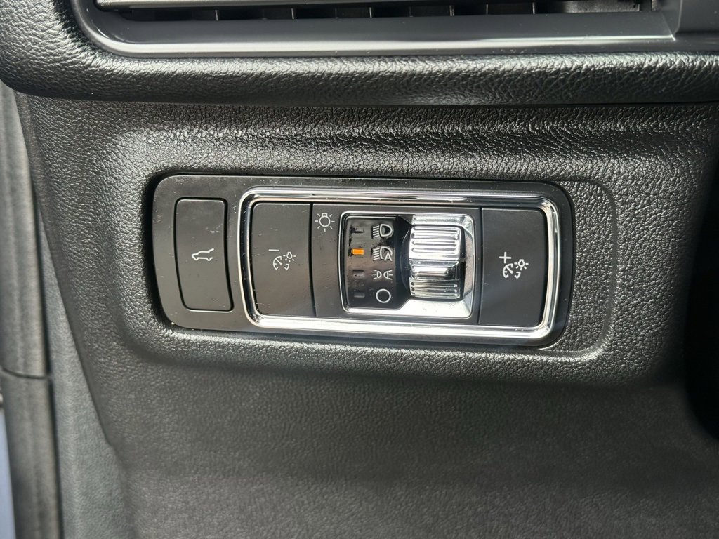 Used 2022 Lincoln Corsair Reserve w/ Elements Package image 20