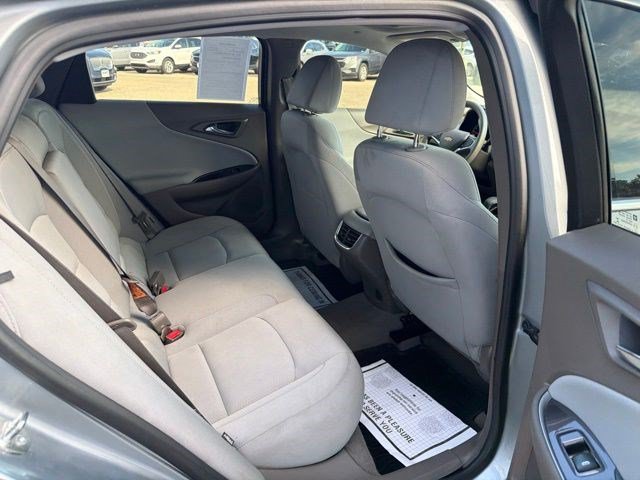 Used 2024 Chevrolet Malibu LT FWD image 17