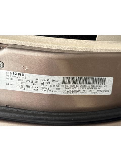 Used 2017 Chrysler Pacifica Touring-L Plus w/ Tire & Wheel Group FWD image 26