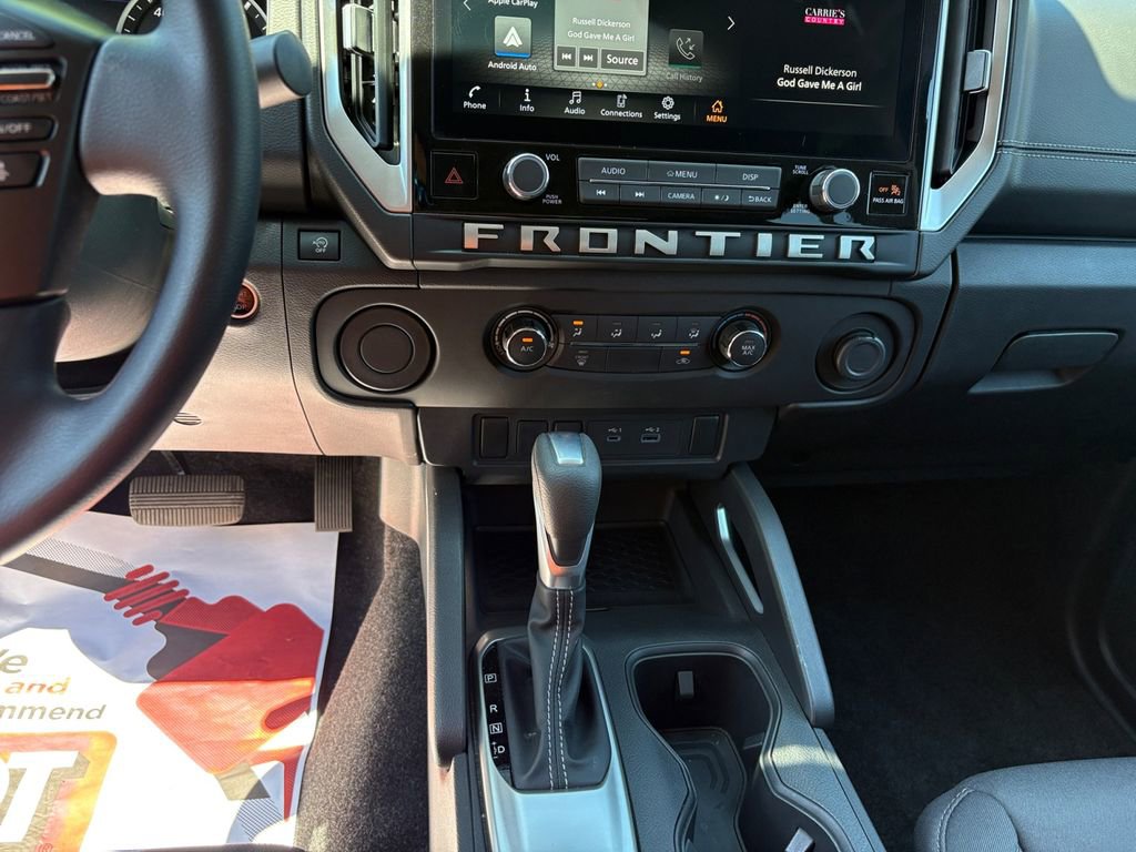 Used 2025 Nissan Frontier SV image 21