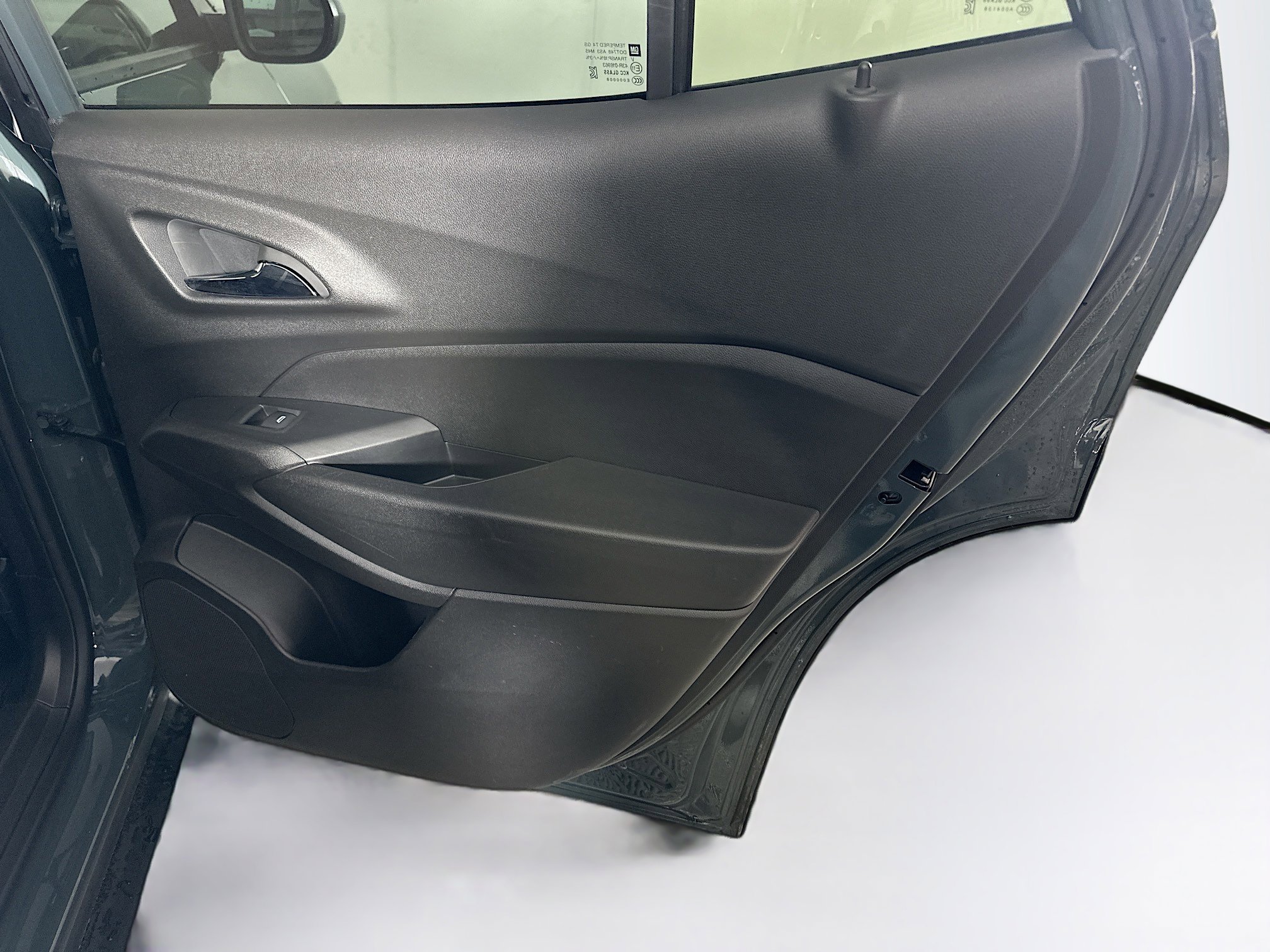 Used 2025 Chevrolet Trax LT image 28