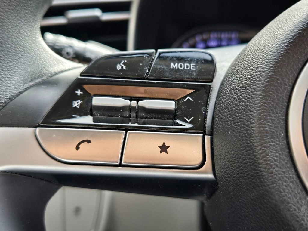 Used 2022 Hyundai Tucson SEL image 25