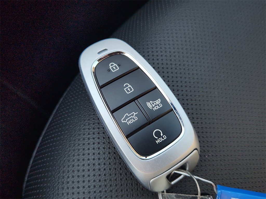 Certified 2024 Hyundai Santa Cruz Night image 31