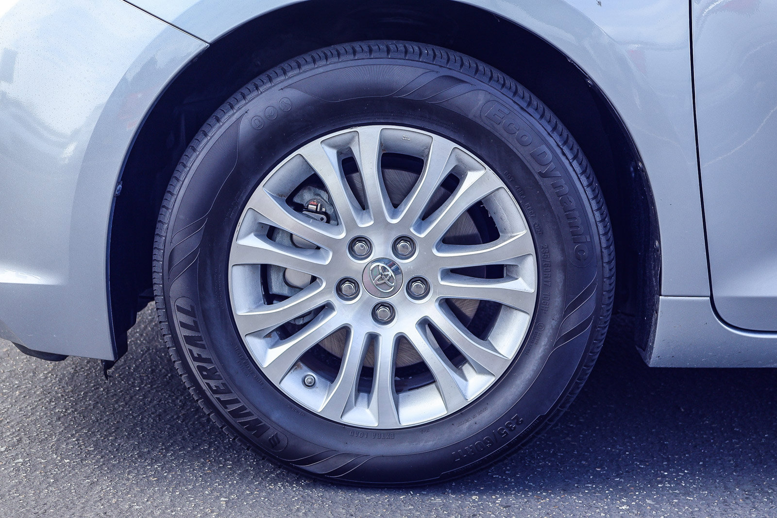 Used 2015 Toyota Sienna XLE Premium FWD image 20