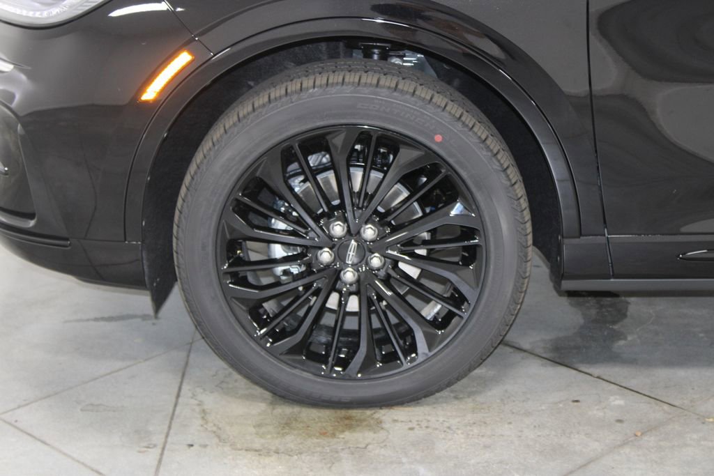 New 2025 Lincoln Corsair FWD w/ Equipment Group 101A image 16