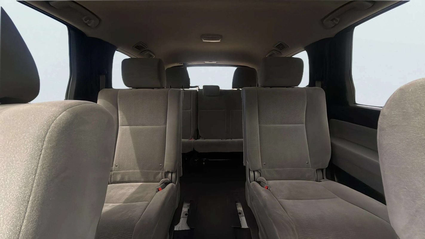 Used 2019 Toyota Sequoia SR5 AWD/4WD image 22
