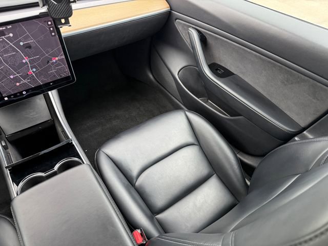 Used 2019 Tesla Model 3 Mid Range image 22